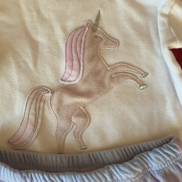 PJ Set, toddler girl, 3t, 5t, Gap and Carter’s - Picture 9 of 12